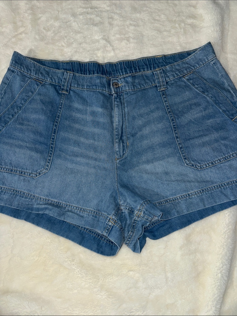 Old Navy Light Blue OG Chino High Rise Denim Pocket Shorts